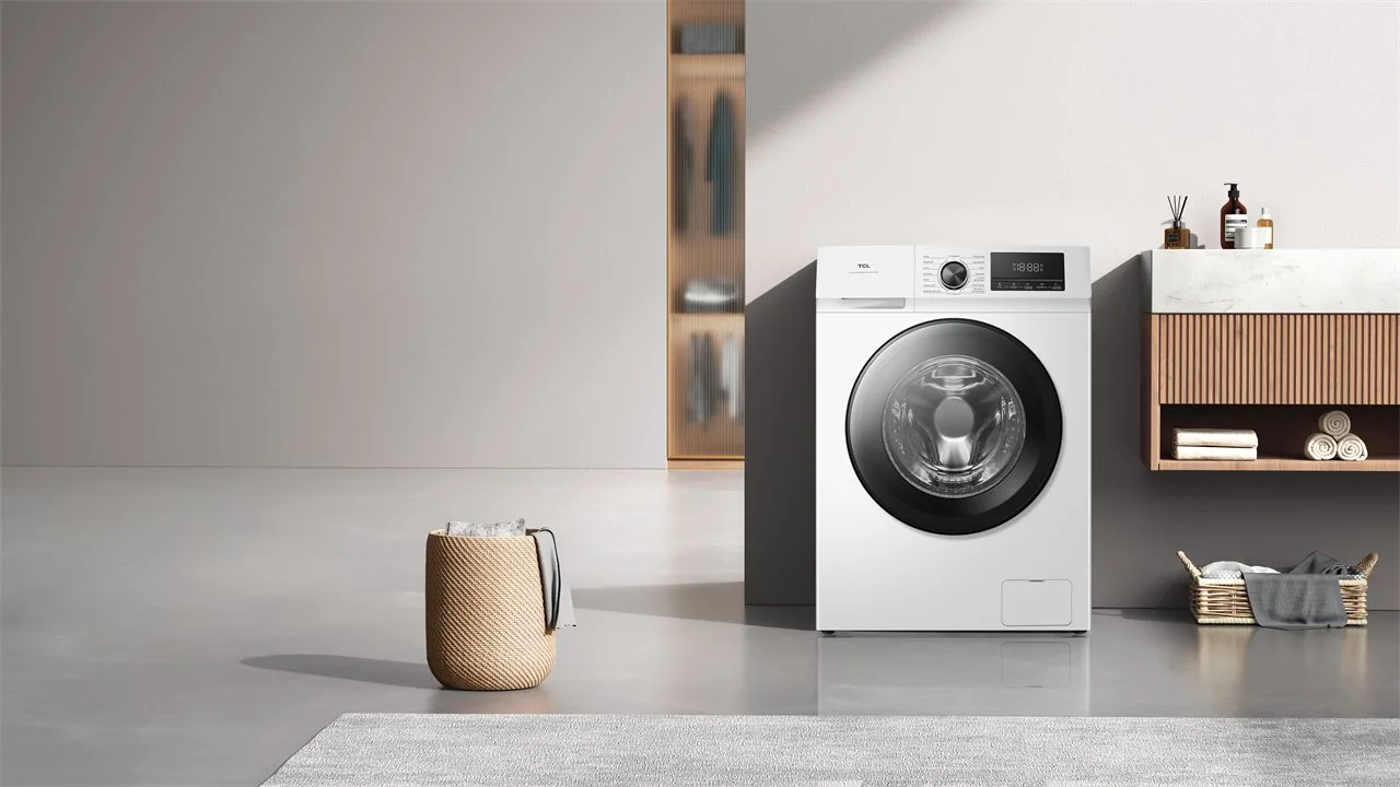 Pralka TCL FF0924WA2PL w nowoczesnym wnętrzu